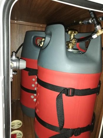 Kit GLP A2 Autocaravana 2 Botellas 20 L Monoválvula - Imagen 2