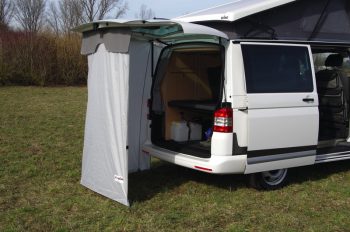 Avance porton trasero VW T5 insertardo portón