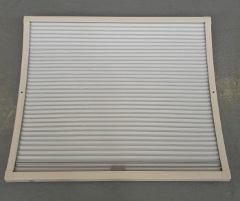 Mosquitera y oscurecedor claraboya cabina SkyRoof 780X430 - Imagen 2