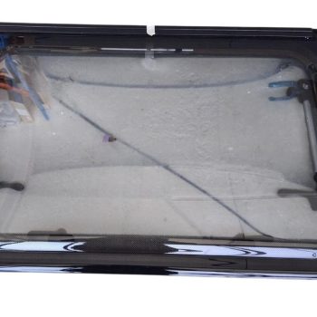 Ventana 700X450 MM Polyplastic